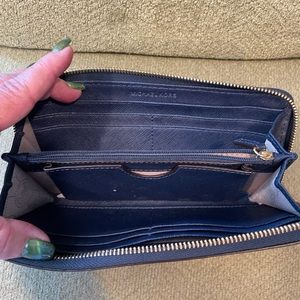 Accordion wallet.  Leather.  Good condition.